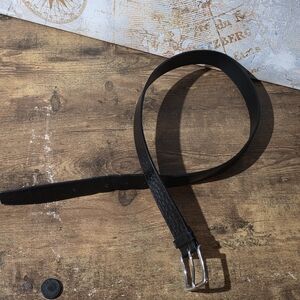 Coach Men's Black Calf Skin Leather Belt With Brass Buckle. Size 34.